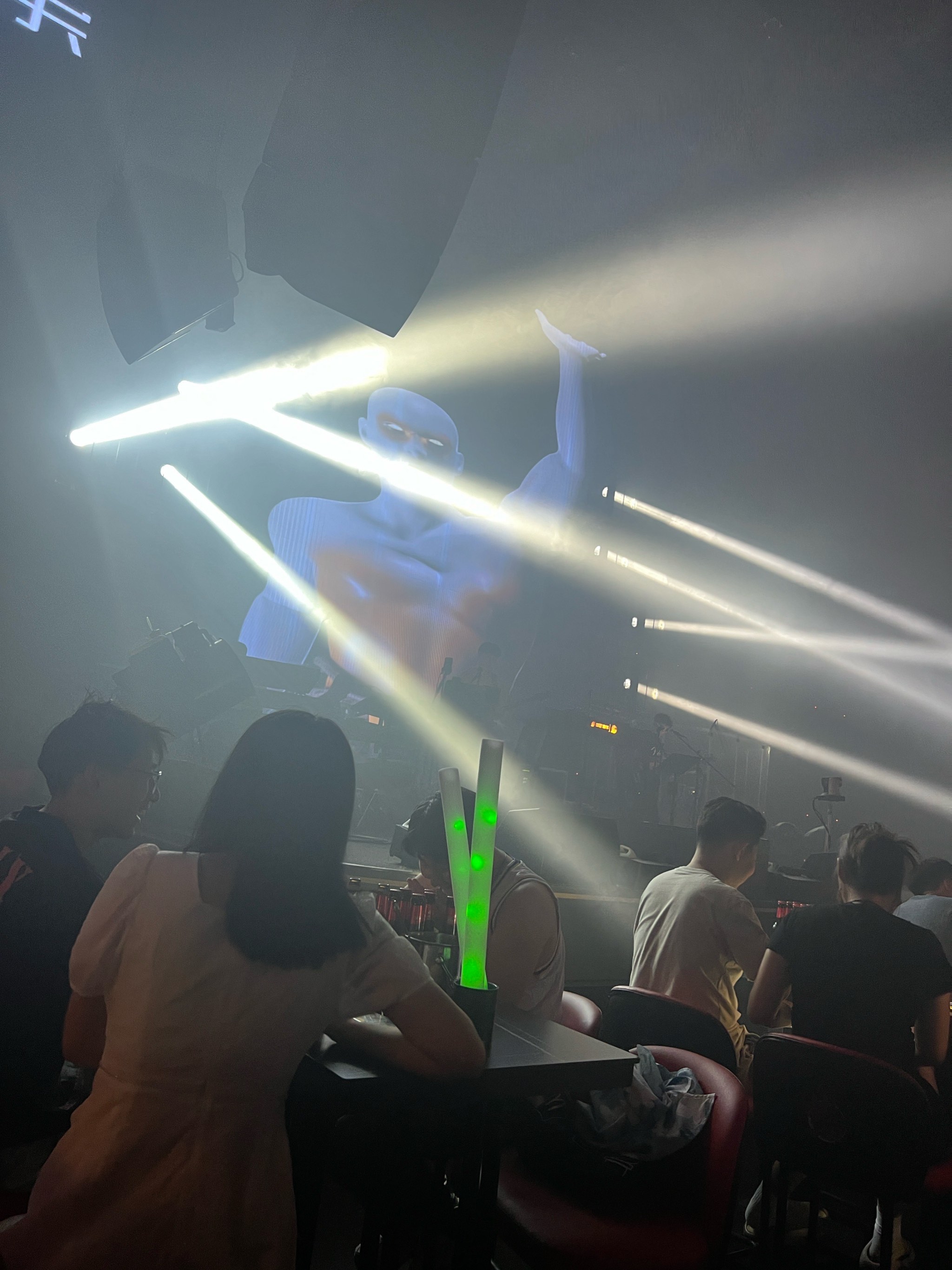 吕梁KTV订房与商务ktv中低端区别详解-交城县KTV订房
